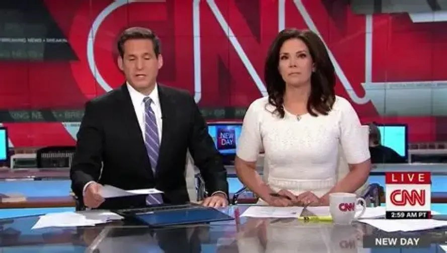 VCX Stock Explodes +199% After Reddit Alert AZTR Doubles Overnight, SMCI Puts Surge 9,000% — Traders Call This “Roaring Kitty 2.0”